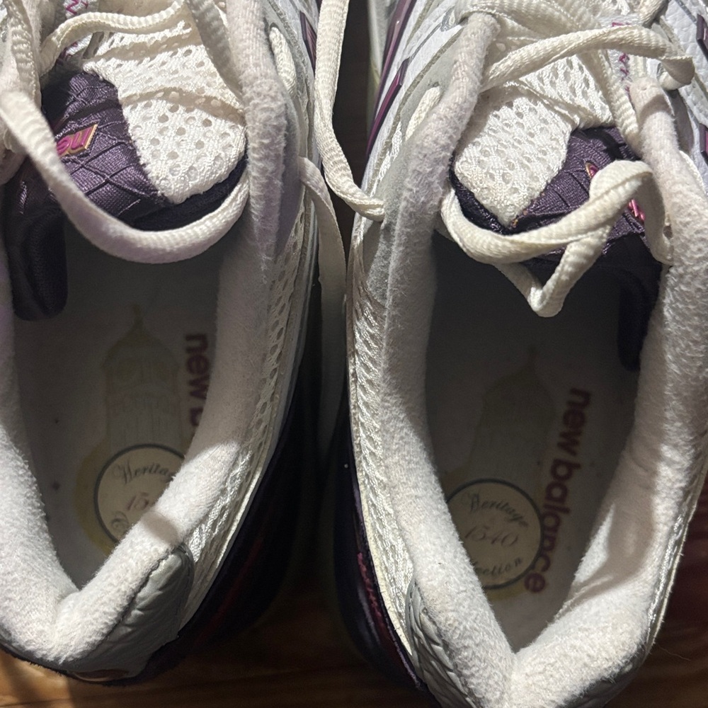 New Balance Women's White and Purple Athletic Shoes - Picture 2 of 3